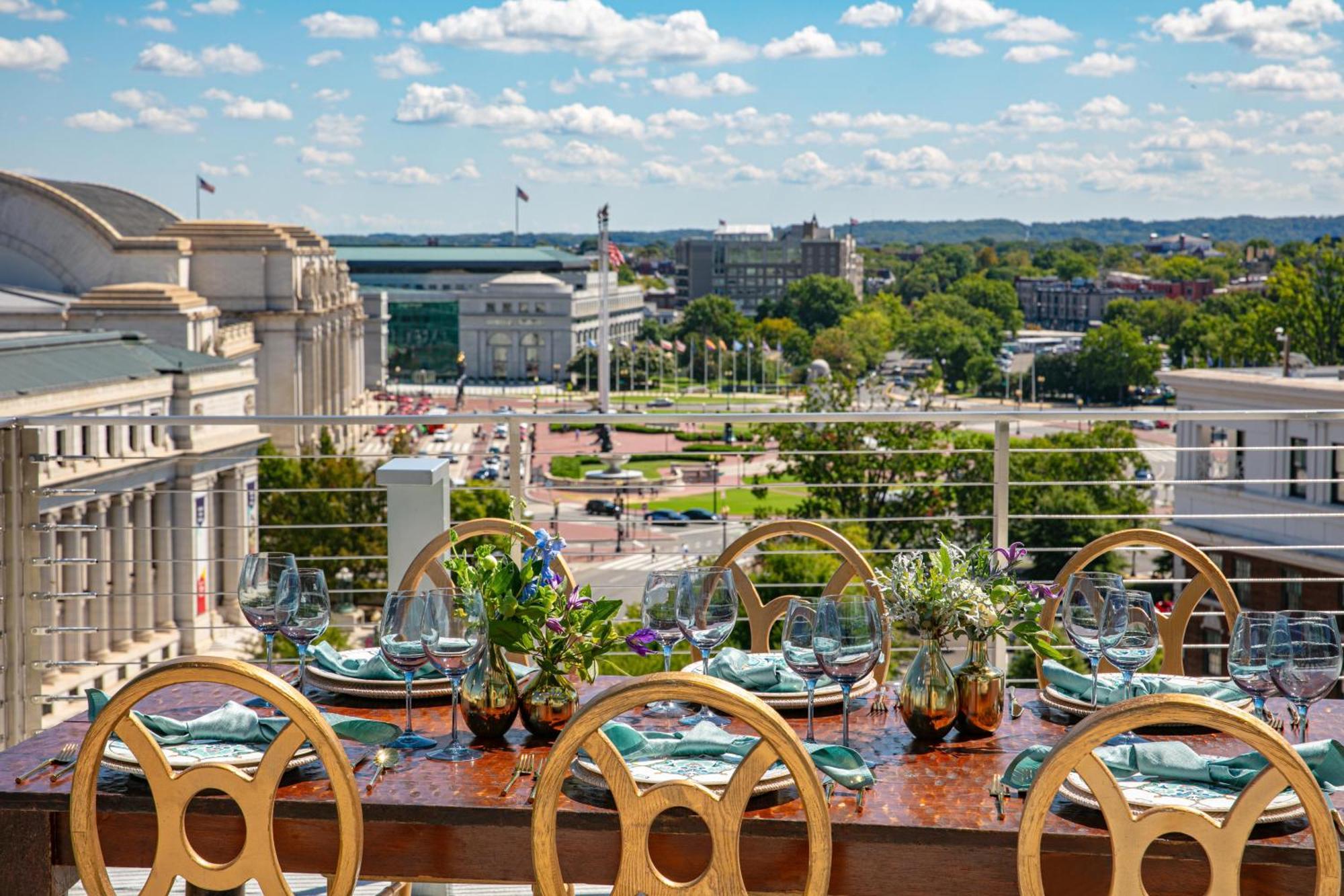 Отель The Royal Sonesta Washington Dc Capitol Hill Экстерьер фото